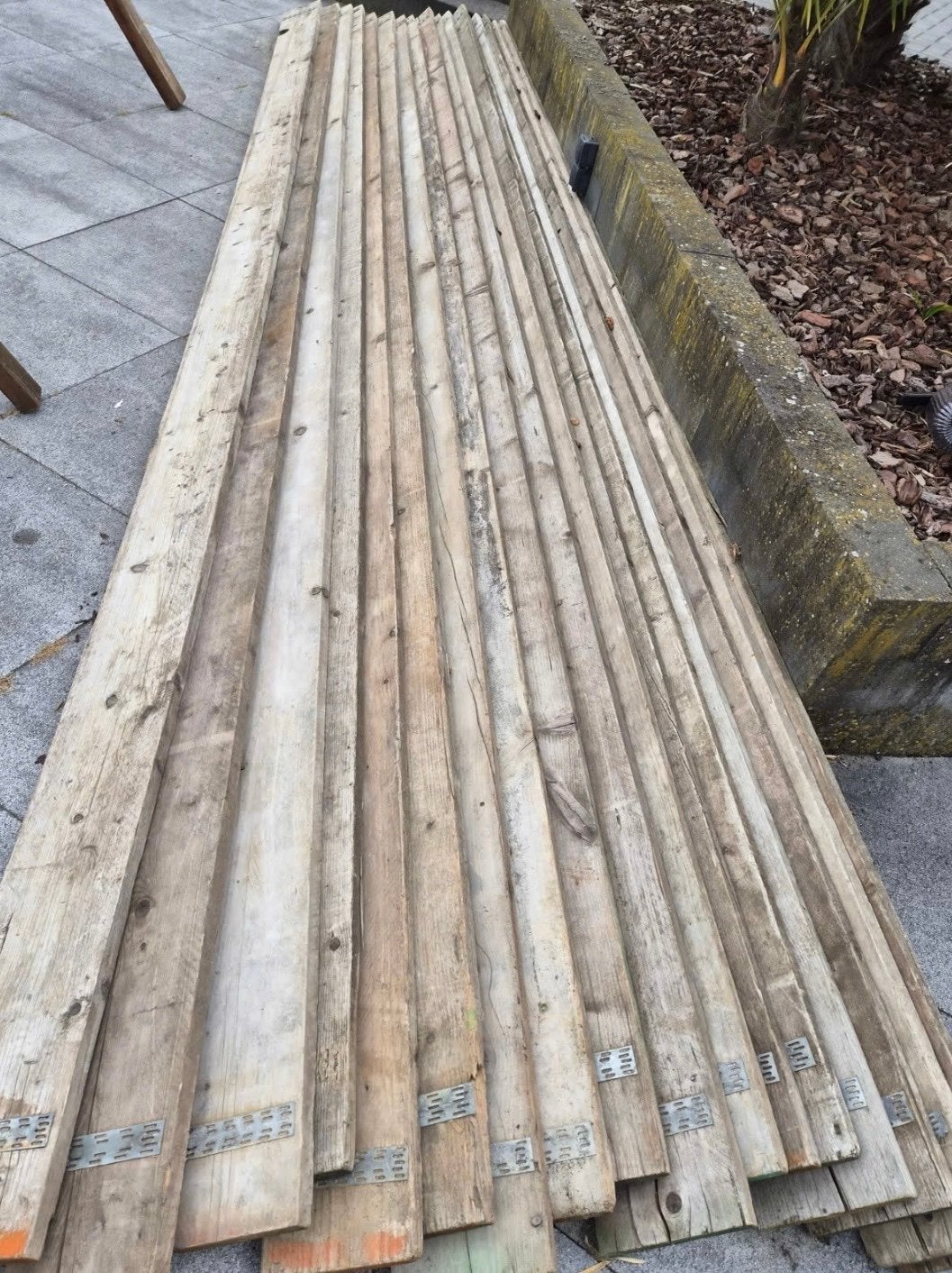 Steigerplanken: 6x 5m, 8x 3m - Gebruikt Steigerhout, Doe-het-zelf en Verbouw, Hout en Planken, Ophalen, Gebruikt, Plank, Steigerhout
