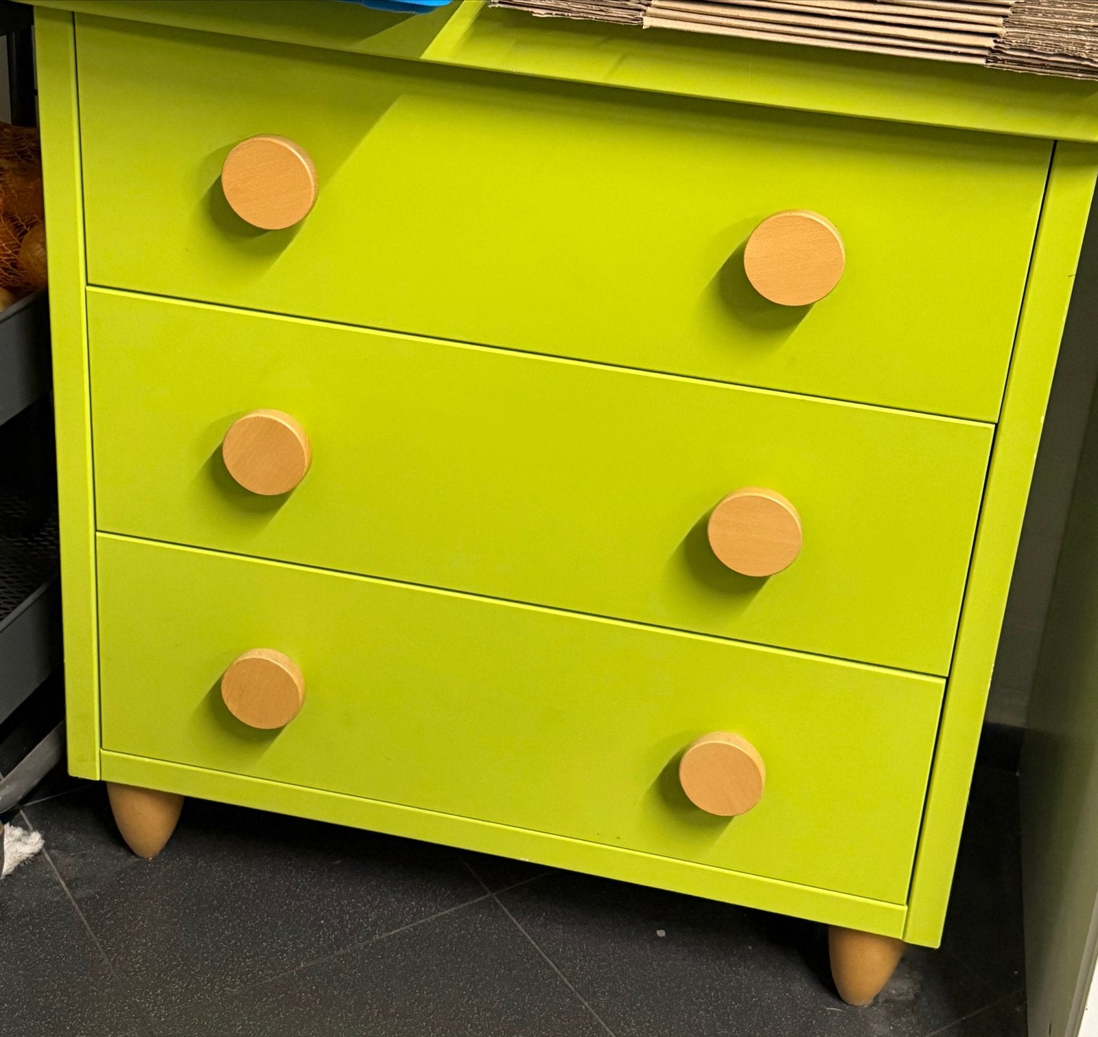 Ikea Kinder Ladekast - Limegroen met Houten Knoppen, Ophalen, Gebruikt, Kast, 75 tot 100 cm