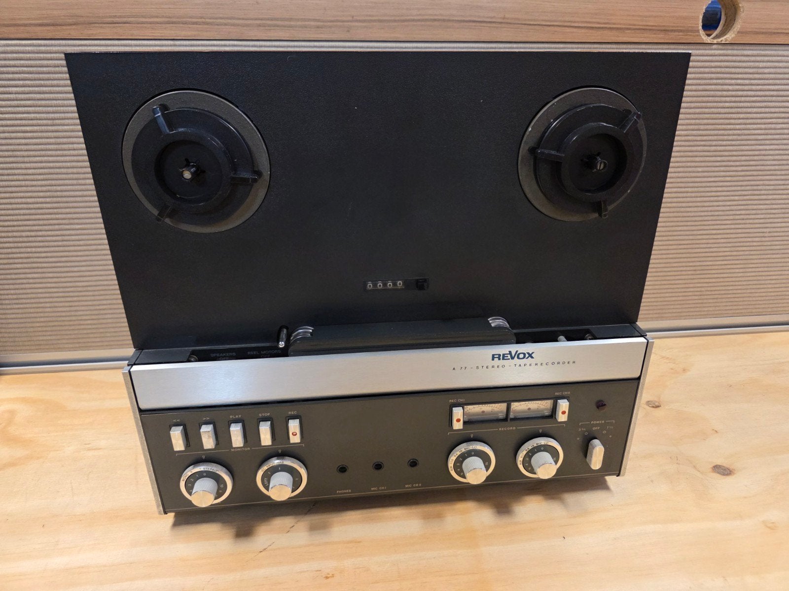 Revox A77 Stereo bandrecorder met banden 4 track, Met banden, Info@revox.com, Ophalen of Verzenden, Revox