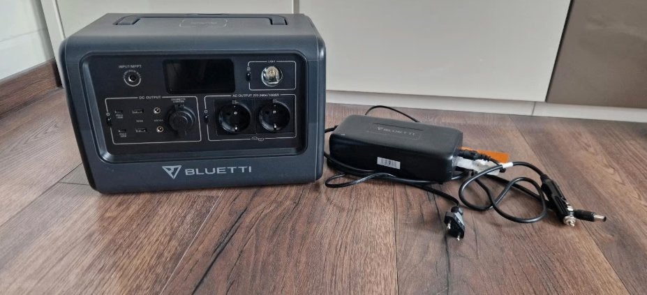 Bluetti EB70 716 Wh powerstation, Caravans en Kamperen, Ophalen of Verzenden, Zo goed als nieuw