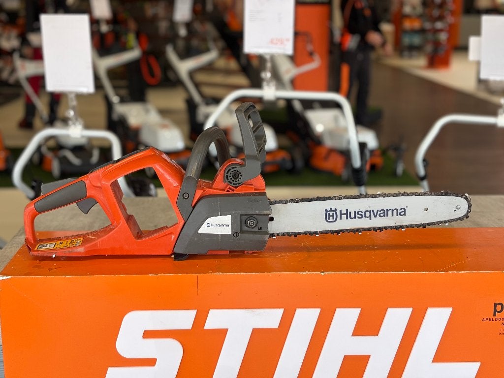 Husqvarna 536LiXP – Professionele Accu Kettingzaag, Accu, Ophalen of Verzenden, Zo goed als nieuw, 30 tot 50 cm