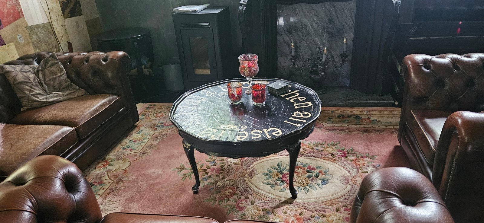 Unieke salontafel met spreuk - Vintage stijl, Ophalen