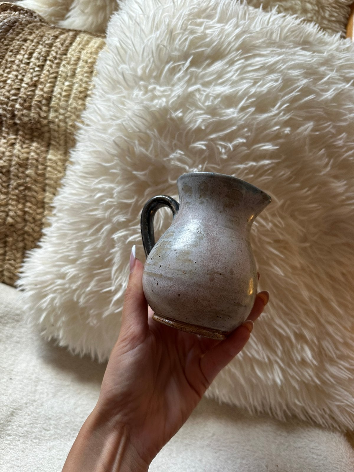 Brocante melkkannetje van aardewerk - klein formaat, Antiek en Kunst, Ophalen of Verzenden