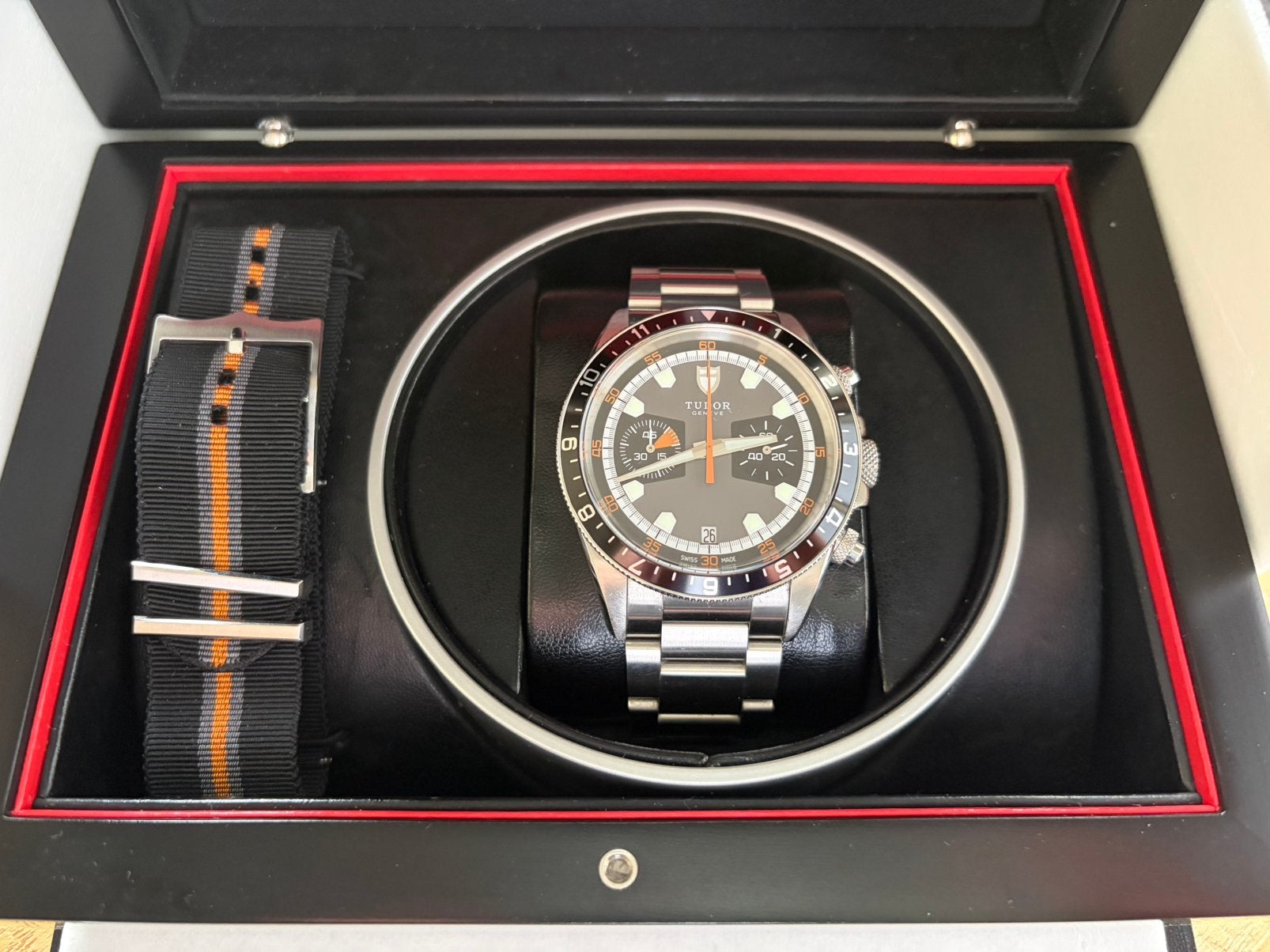 Tudor Heritage Chrono, in nieuwstaat, full set!!, Sieraden, Tassen en Uiterlijk, Ophalen, Zo goed als nieuw, Staal, Overige merken