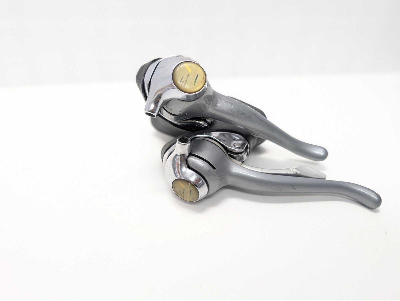 Shimano Tricolor 600STI L+R (compact/dubbel)