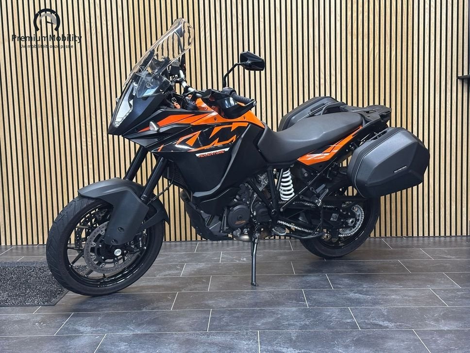 KTM 1090 ADVENTURE (BJ 2018 / 43239 KM), Motoren, 2 cilinders, KTM, Motorrijbewijs A, Bedrijf