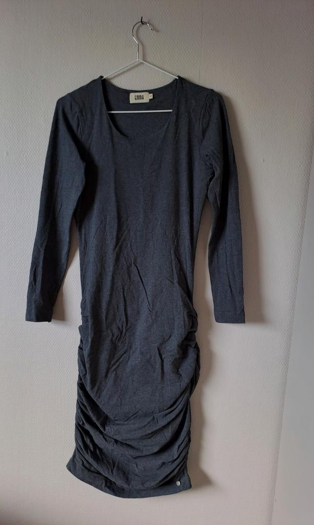 Mooie winterjurk van stevige stof kokerjurk bodyconjurk, Emma, Ophalen of Verzenden, Zo goed als nieuw, Knielengte