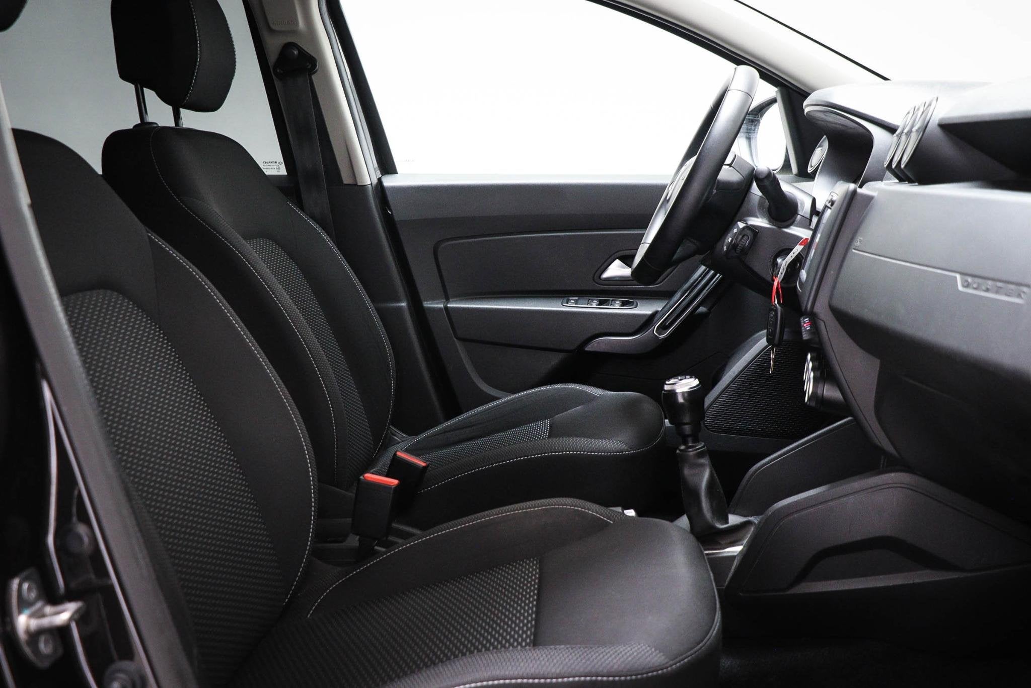 Dacia Duster 1.2 TCe Comfort | AIRCO | CRUISE CONTROL | NAVI, Auto's, Voorwielaandrijving, Gebruikt, 4 cilinders, 635 kg