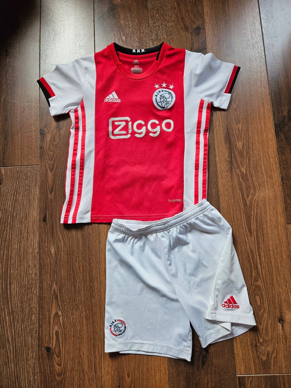 Ajax thuis tenue maat 20, Maat XS of kleiner, Ophalen of Verzenden, Zo goed als nieuw, Set