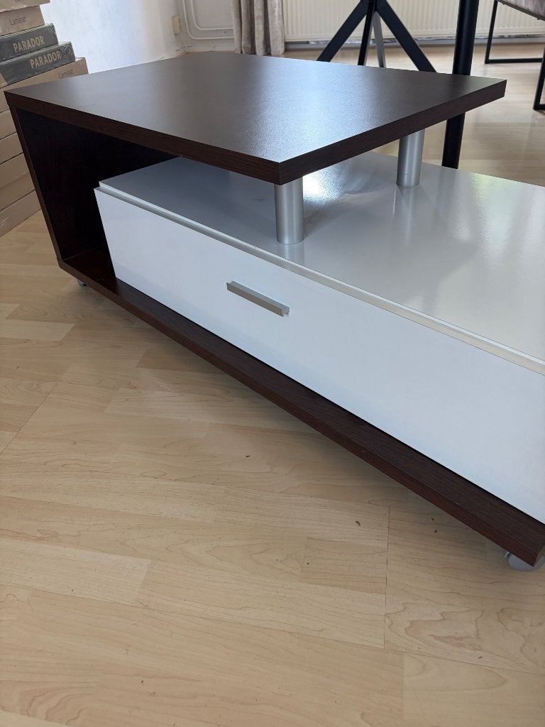 Gratis TV meubel, Ophalen, Gebruikt, 100 tot 150 cm, Minder dan 100 cm