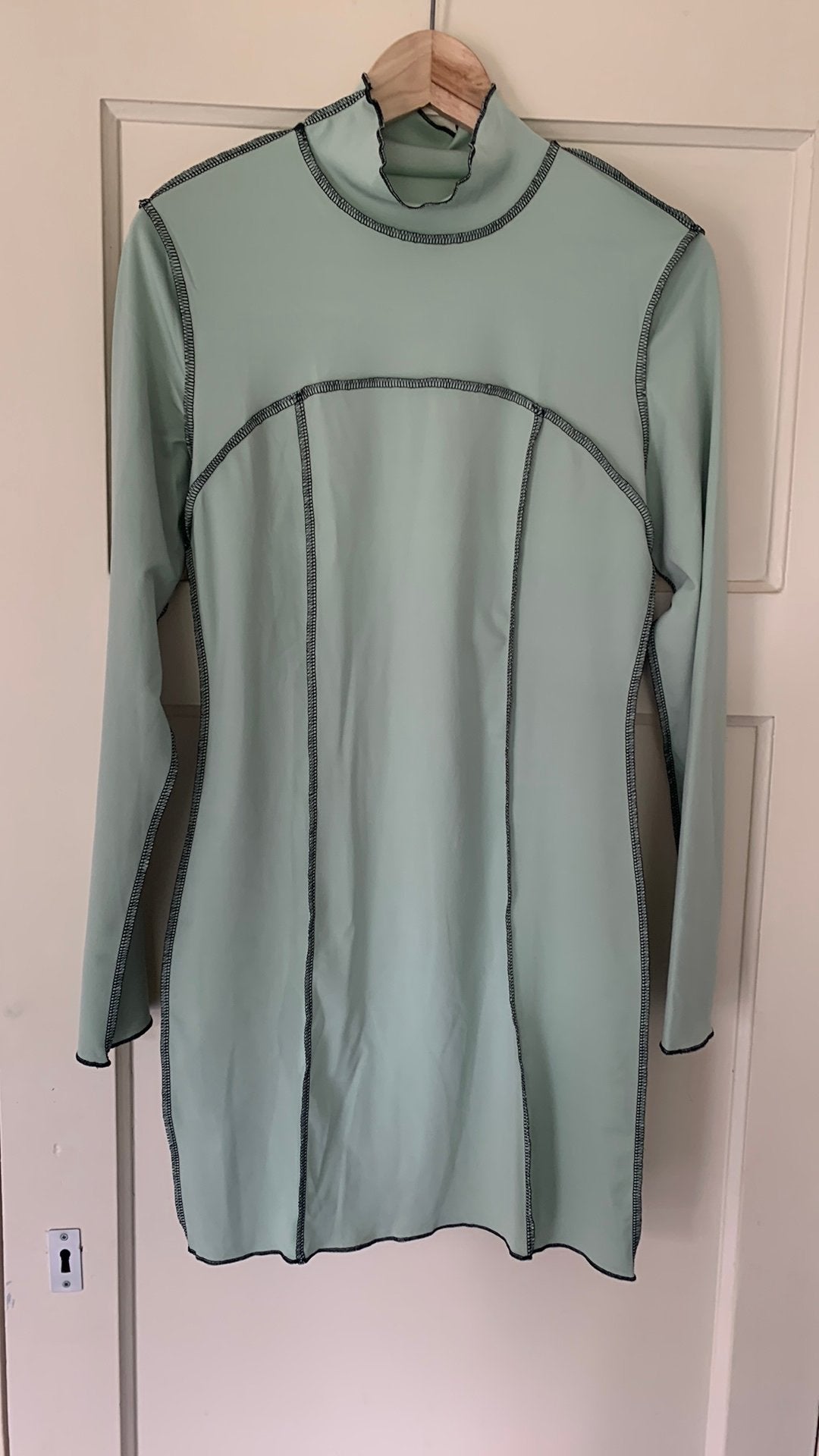 Mintgroen jurk maat L, Kleding | Dames, Maat 42/44 (L), Ophalen of Verzenden, Zo goed als nieuw, Boven de knie