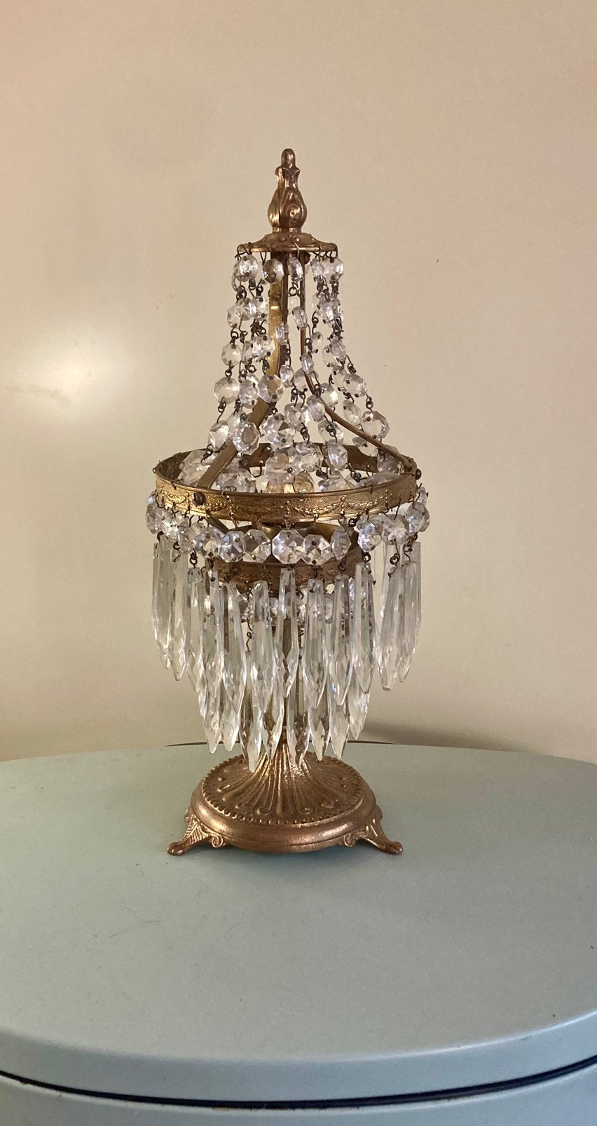 Antieke Franse lamp kristal pegels en kralen Girandole., Ophalen, E14 (klein), Overige stijlen, 35 cm