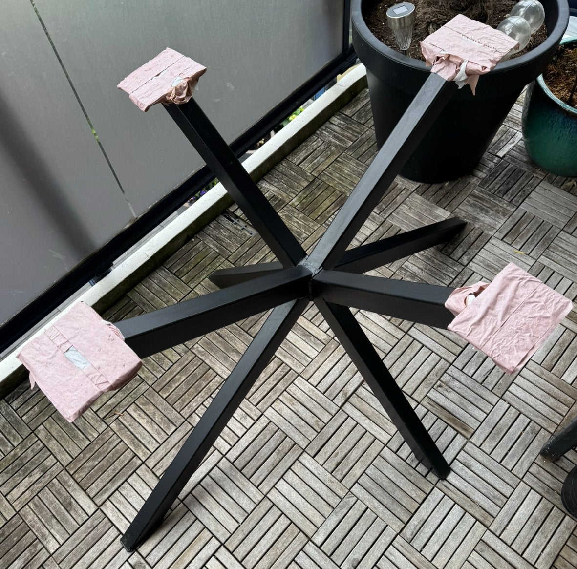 Strak Zwart Metalen Matrix / Spider Onderstel (76cm hoog), Huis en Inrichting, Tafelonderdelen, Ophalen, 100 tot 150 cm, 200 cm of meer