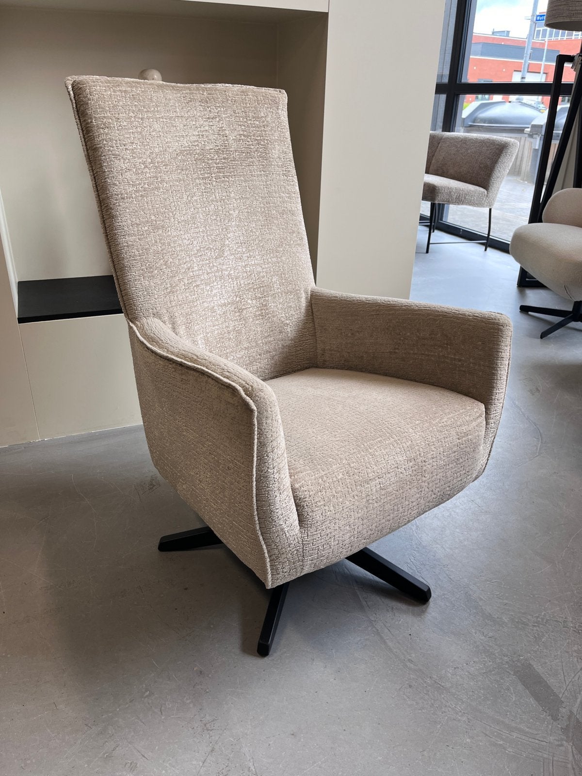 Fauteuil draaibaar - zo goed als nieuw, Ophalen, Zo goed als nieuw, 75 tot 100 cm, 50 tot 75 cm