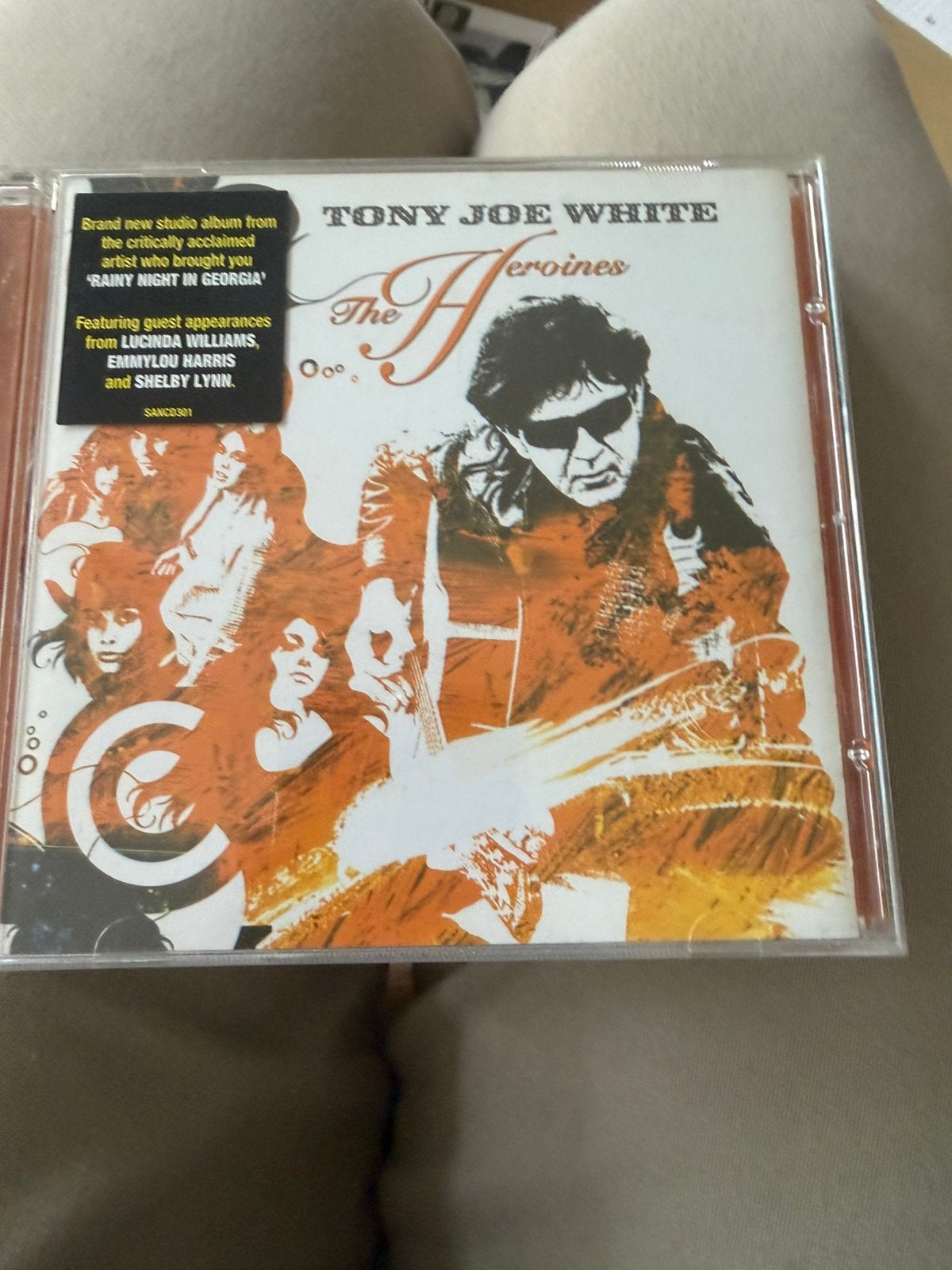 Cd tony joe white the heroine, Ophalen of Verzenden, Zo goed als nieuw, Blues