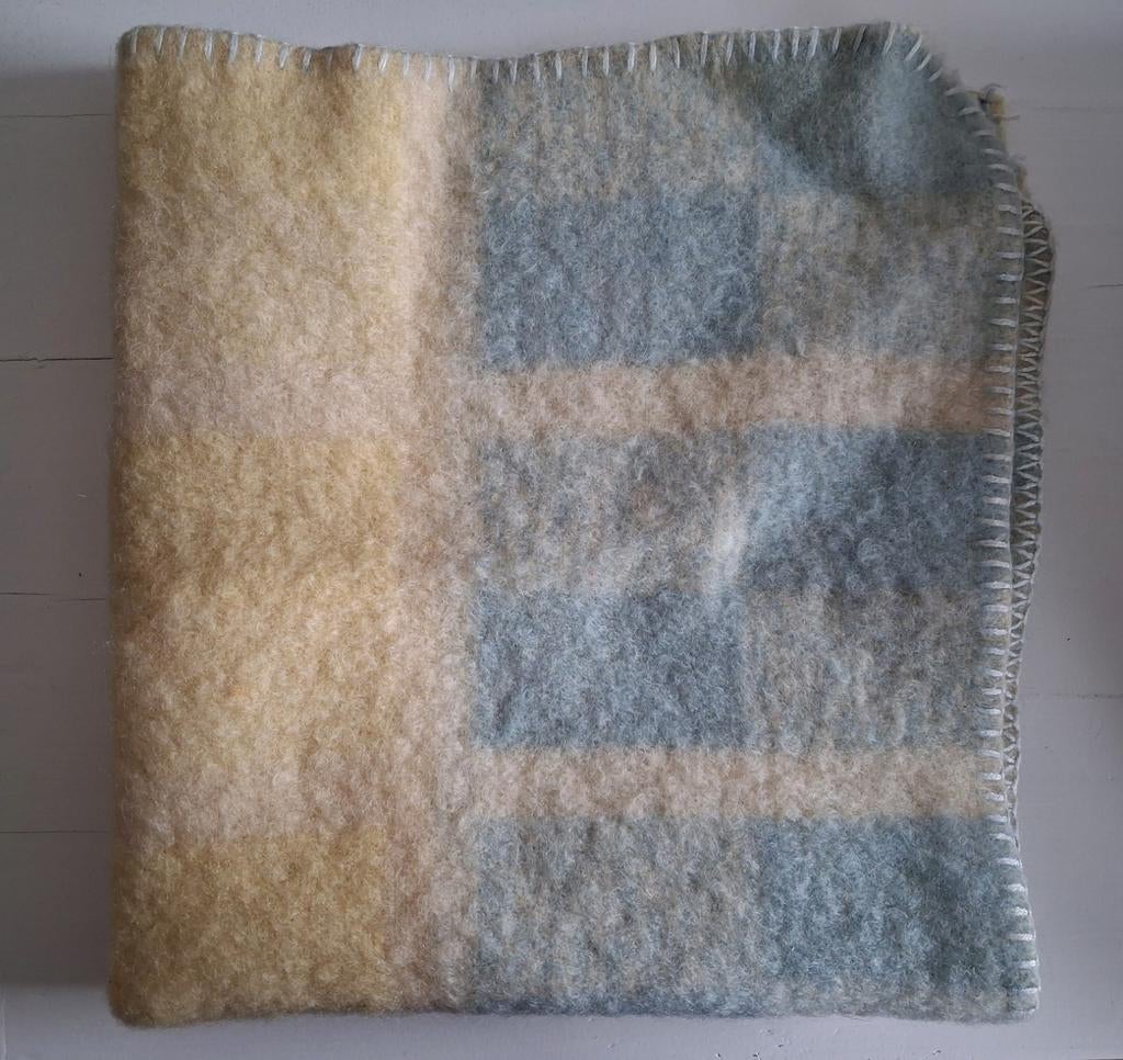 Vintage wollen deken  - Baby dekentje, Ophalen of Verzenden, Gebruikt, Minder dan 70 cm, Deken