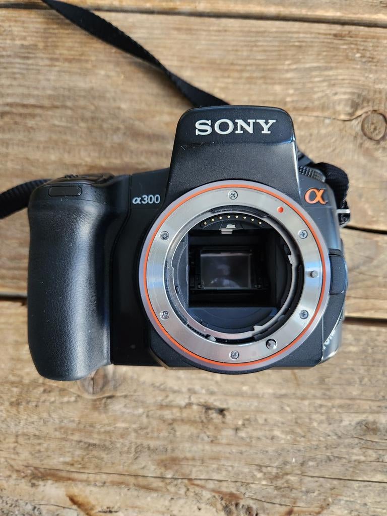 Sony alpha 300 complete set digitale camera inclusief lenzen, Ophalen of Verzenden, Sony