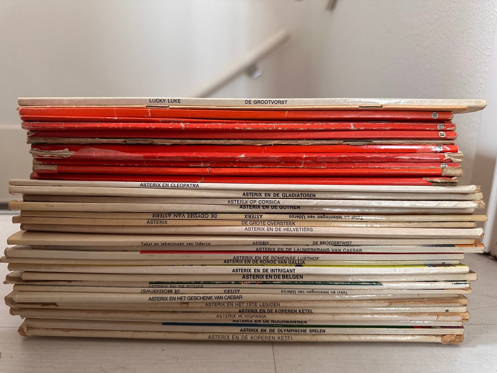 Grote partij oude stripboeken Asterix, Suske & Wiske j70/80, Boeken, Stripboeken, Meerdere stripboeken, Ophalen of Verzenden, Gelezen
