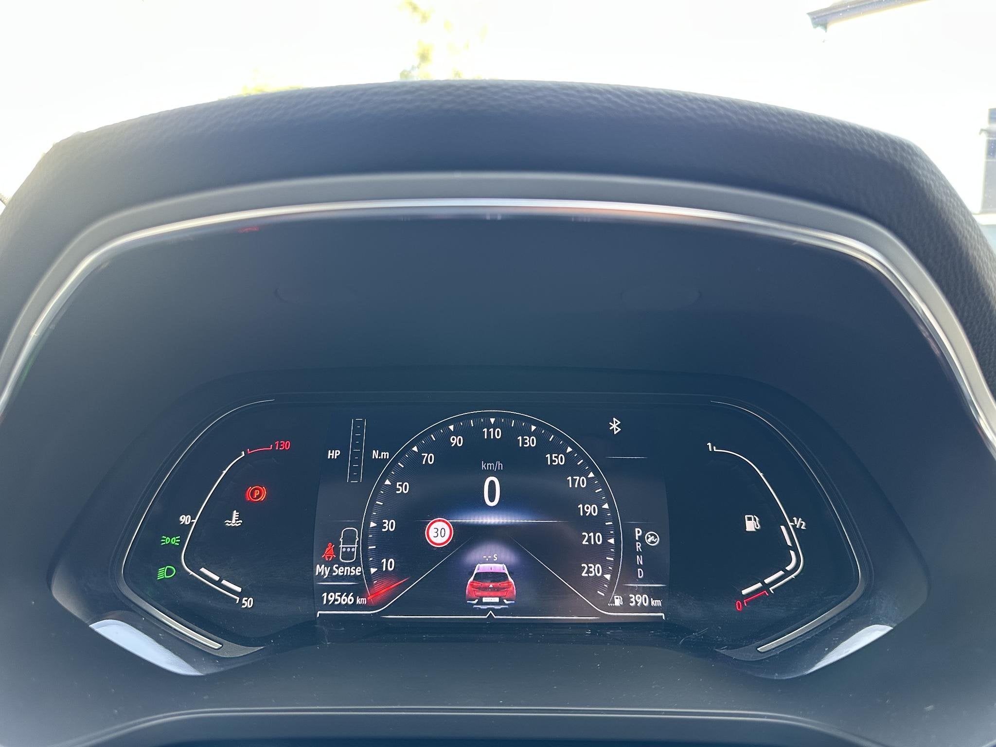 Renault Captur 1.3 TCe 140 Intens | Navi | Sensoren | Lage t, Auto's, Oldtimers, Renault, Leder en Stof, Parkeersensor, SUV of Terreinwagen