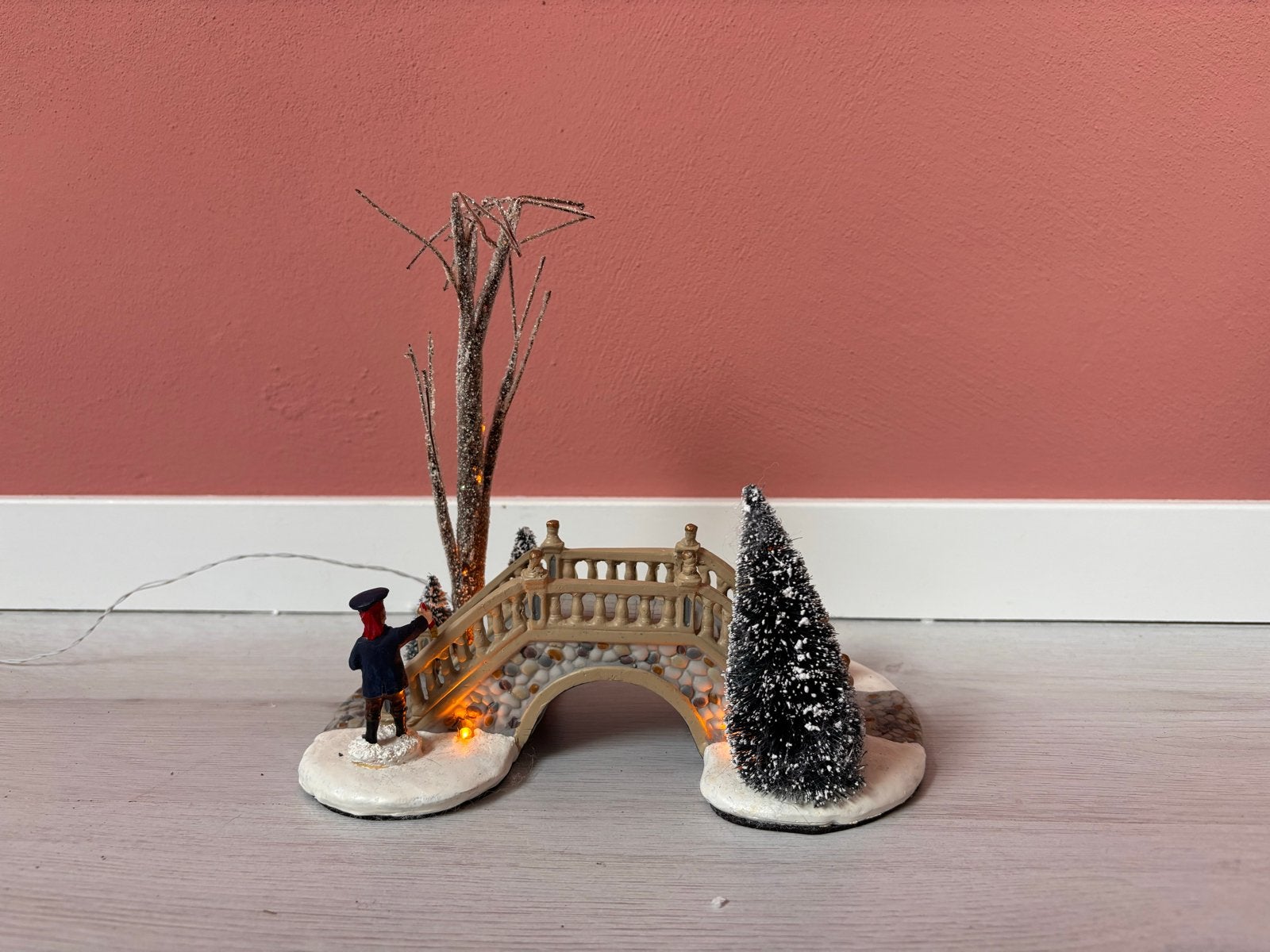 Kersthuisje brug met verlichting – kerstdecoratie, Diversen, Ophalen of Verzenden, Gebruikt