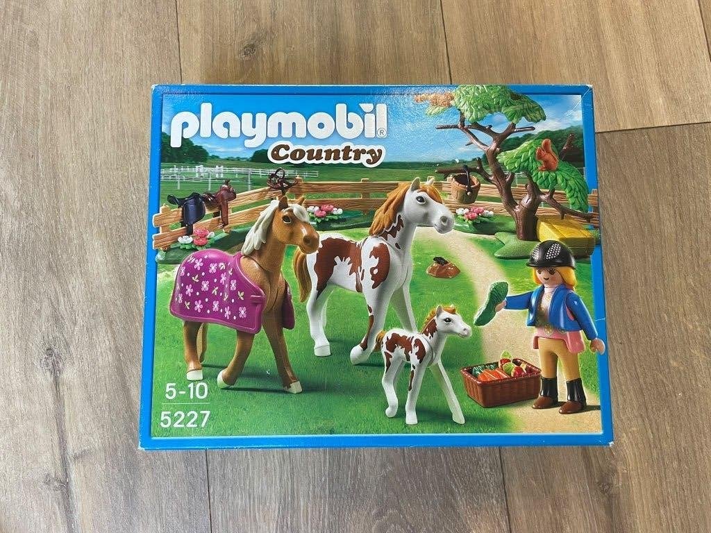 playmobil 5227 Paddock met paardenfamilie -  nieuw, Kinderen en Baby's, Complete set, Overige typen, Nieuw, Ophalen of Verzenden