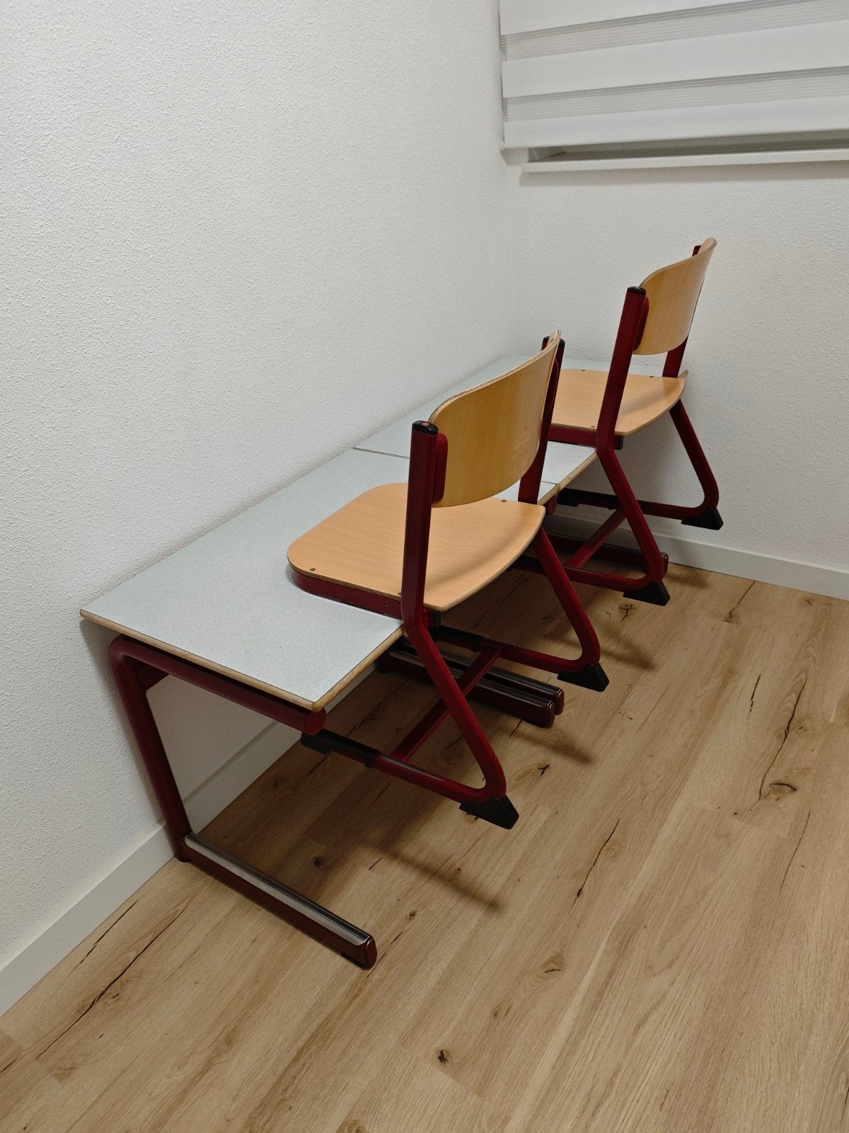 2x Schoolbureau met stoel - Ideaal voor thuisonderwijs, Ophalen, Gebruikt, Hout, Schoolbureau