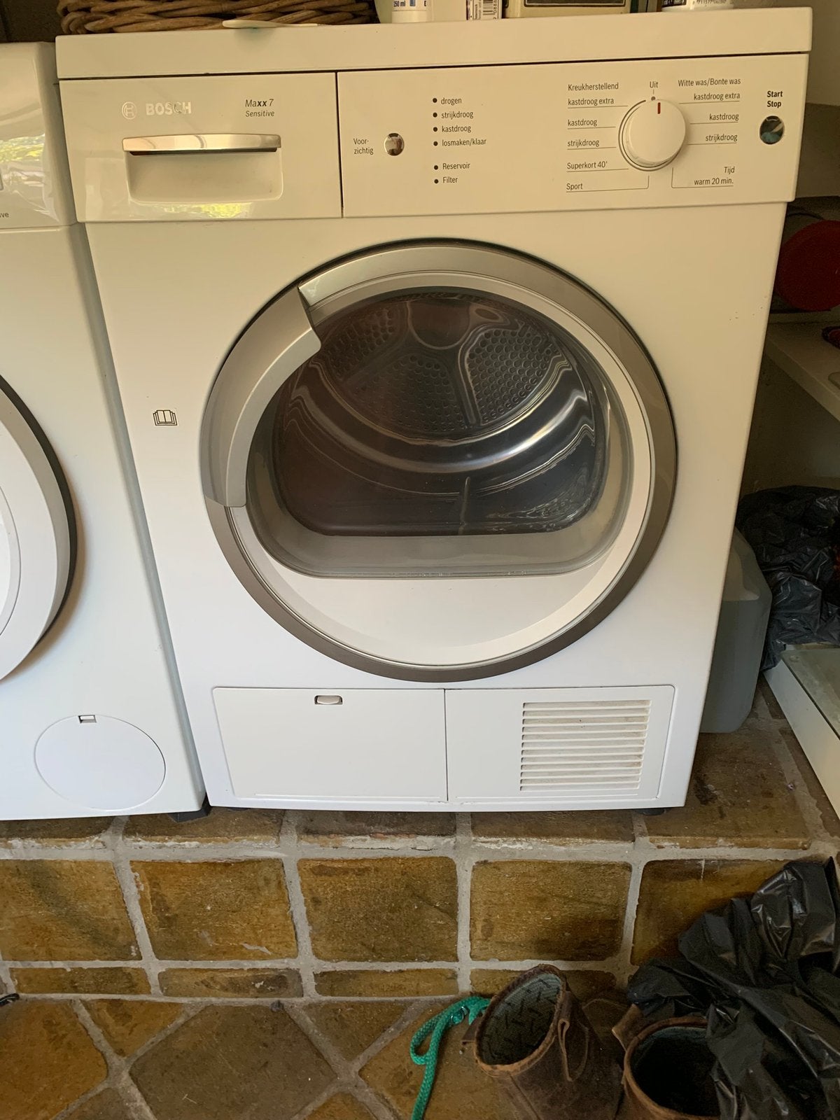 Bosch condensdroger, Ophalen, 6 tot 8 kg, Zo goed als nieuw, 85 tot 90 cm
