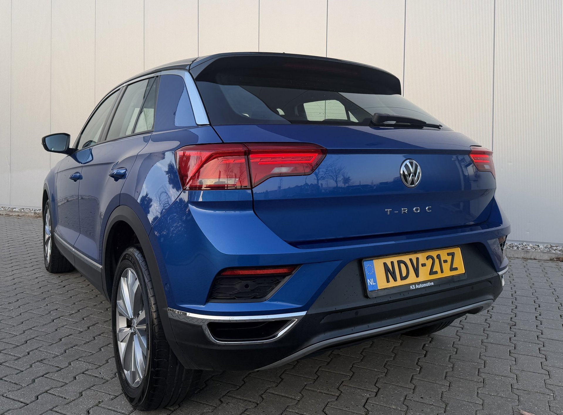 Volkswagen T-ROC 1.0 TSI 116PK | LED | Cruise | Lane |, Auto's, Voorwielaandrijving, Dealer onderhouden, Gebruikt, Euro 6