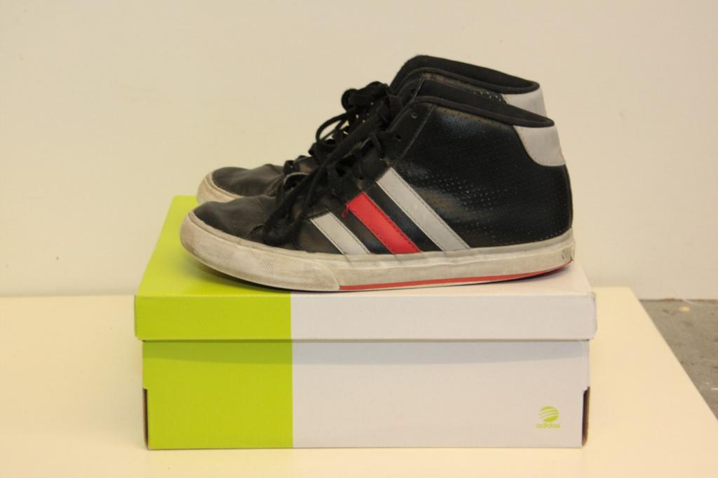 Adidas NEO schoenen, maat 39. Gedeeltelijk leer., Adidas Neo, Zwart, Ophalen of Verzenden, Sneakers of Gympen