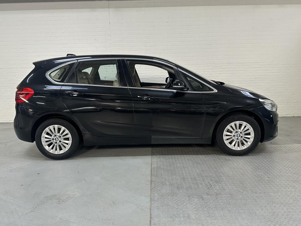 BMW 2 Serie Active Tourer 218i High Executive CLIMA / CRUISE, Voorwielaandrijving, Gebruikt, Zwart, Bedrijf