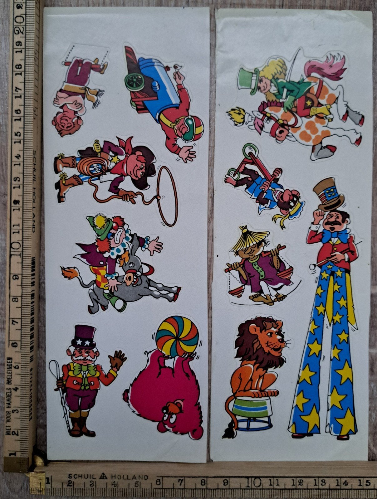 2 Vintage sticker kaarten circus clown  kanonskogel leeuw, Ophalen of Verzenden