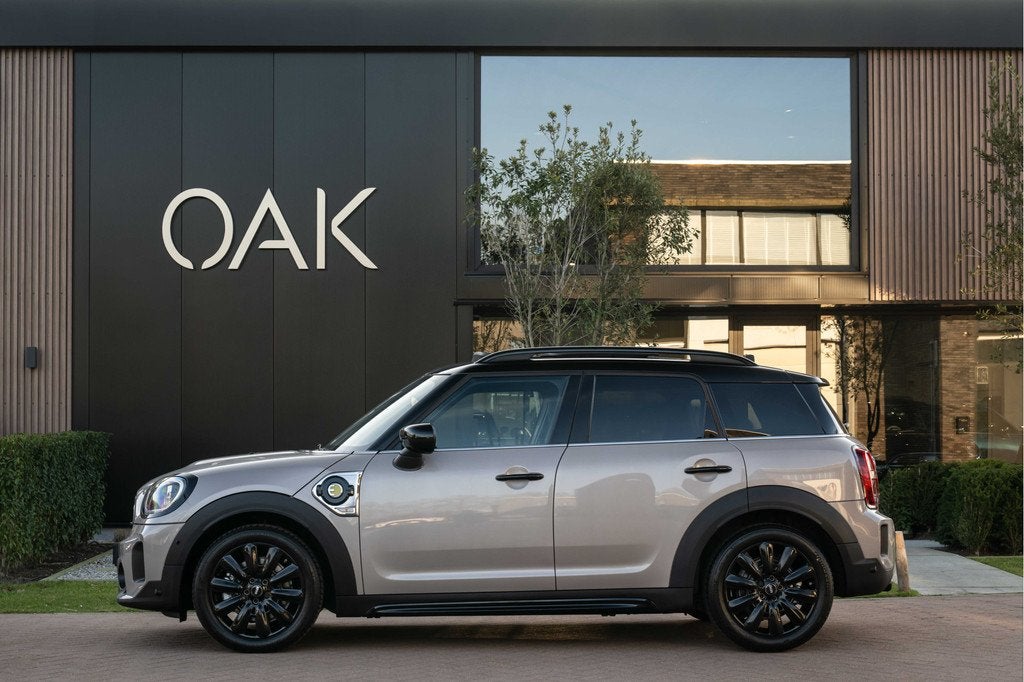MINI Countryman 1.5 Cooper SE Hybrid ALL4 | Navi | Panorama, Auto's, Mini, Automaat, 12 maanden, Gebruikt, Zwart