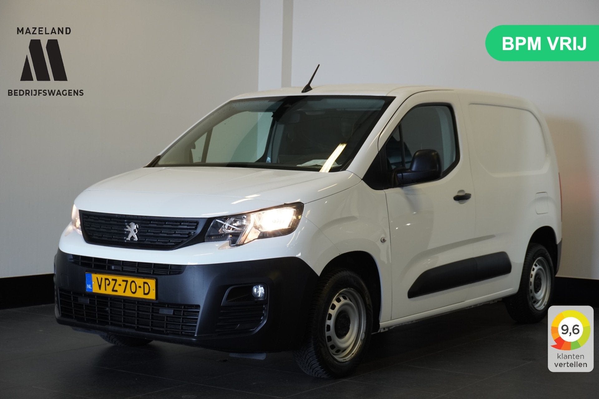 Peugeot Partner 1.2 PureTech 110Pk Benzine - Airco - Navi -, Voorwielaandrijving, Dealer onderhouden, Gebruikt, 1199 cc