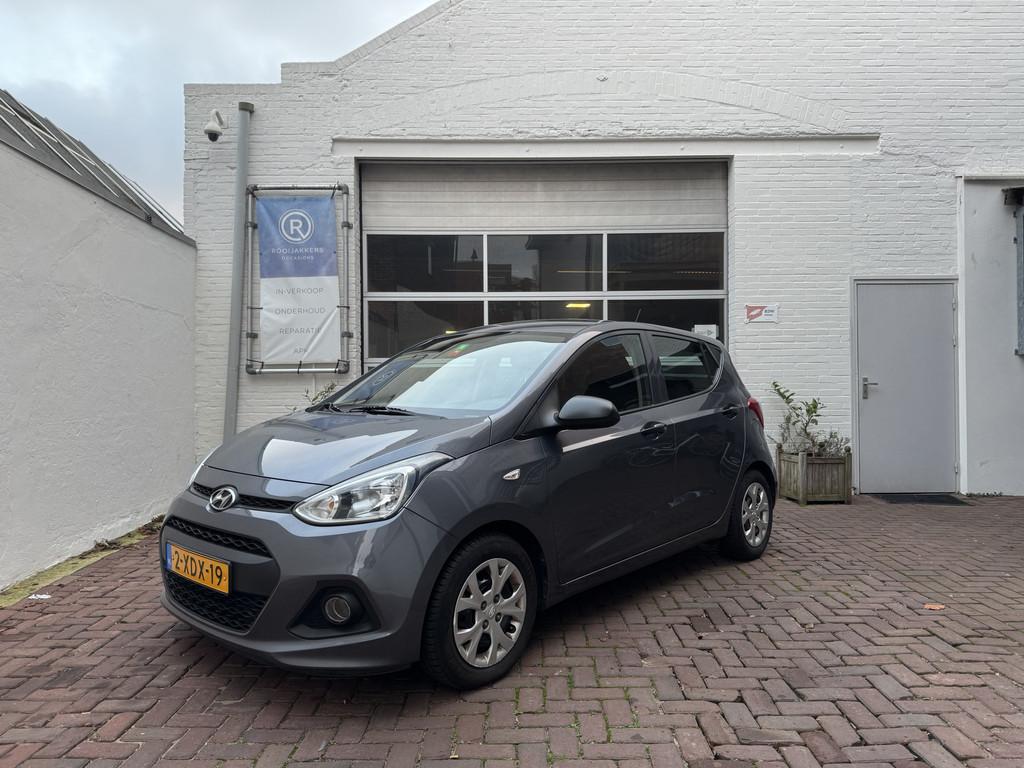 Hyundai i10 1.0i i-Motion Airco/Mistlampen/2e Eigenaar, Euro 5, Gebruikt, 31 €/maand, Origineel Nederlands