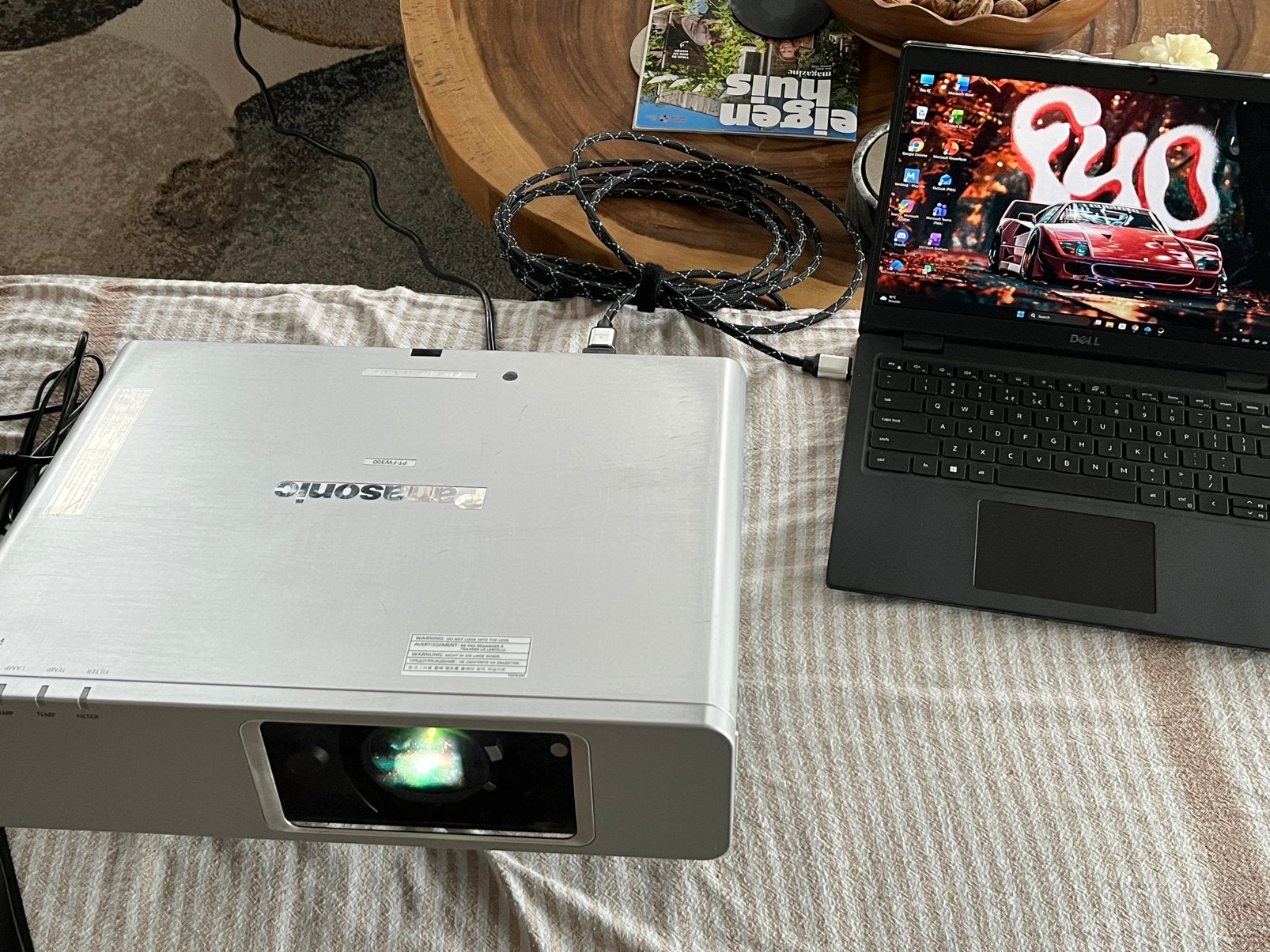 Panasonic PT-FW300 / goede projector, Gebruikt, Panasonic, HD (720), Ophalen of Verzenden