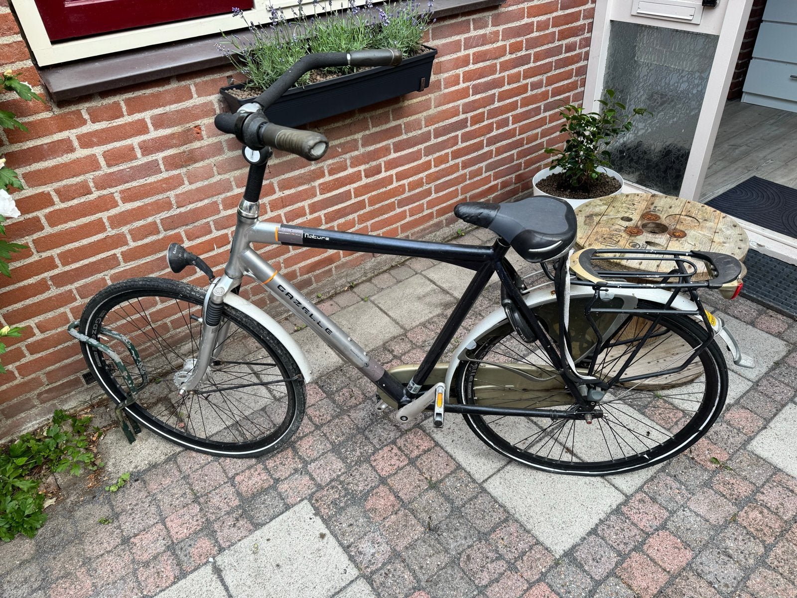 Gazelle opknapfiets - Ideaal voor de handige klusser!, Fietsen en Brommers, Fietsen | Dames | Damesfietsen, Ophalen, Gebruikt