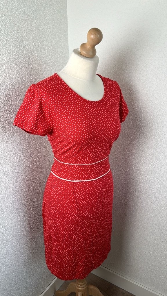 King Louie maat L rood stipjes jurkje 1035, Kleding | Dames, Maat 42/44 (L), Ophalen of Verzenden, Zo goed als nieuw, Knielengte