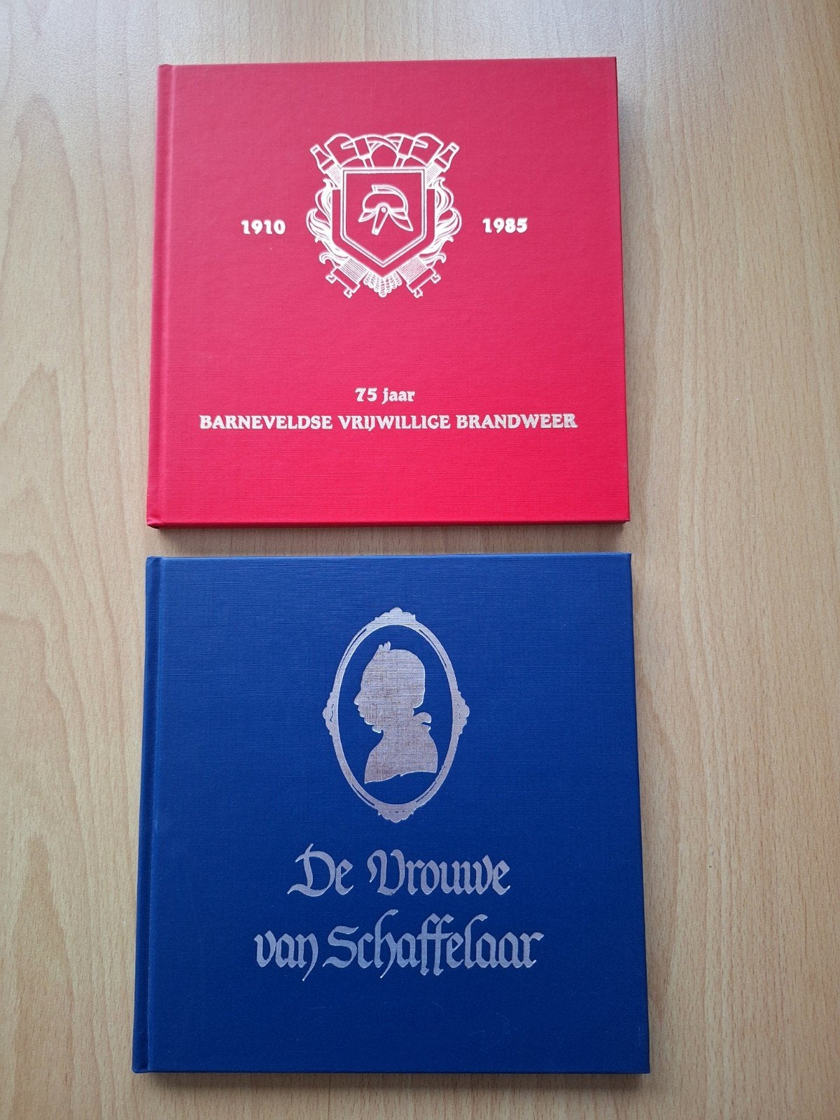 Set - Barneveld Brandweer en Vrouwe Schaffelaar, Ophalen of Verzenden, Gelezen, G.J. Kranenborg, Margriet van Essen-van Haeften