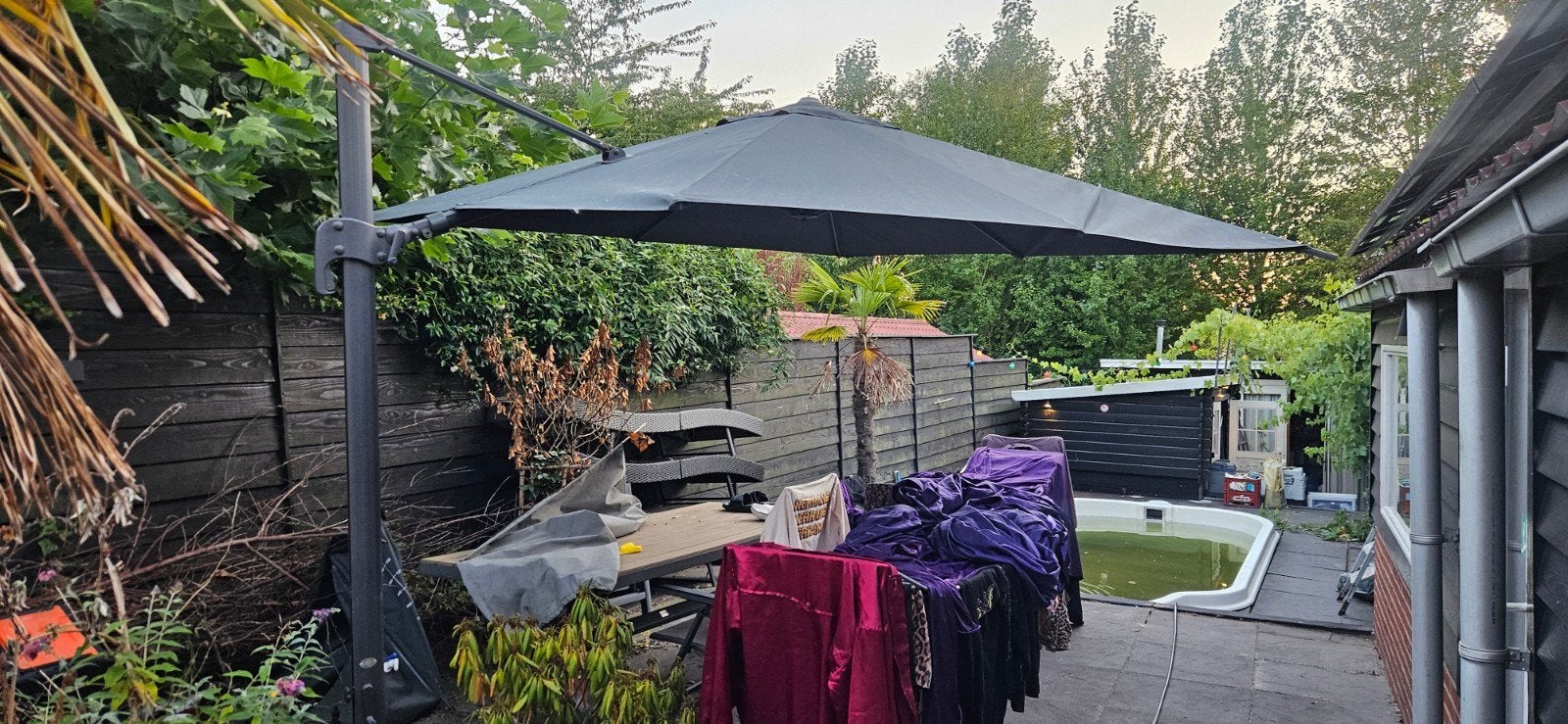 zgan Grijze zweefparasol 2,50x2,50m - Eenvoudig op te zetten, Ophalen, Gebruikt, 2 tot 3 meter, Zweefparasol