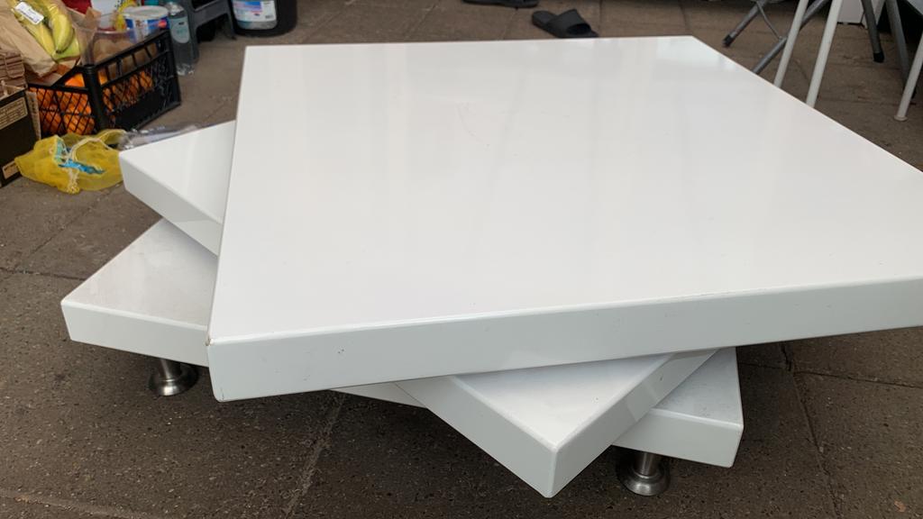 Te Koop Salontafel, Ophalen, Zo goed als nieuw, Vierkant, Overige materialen