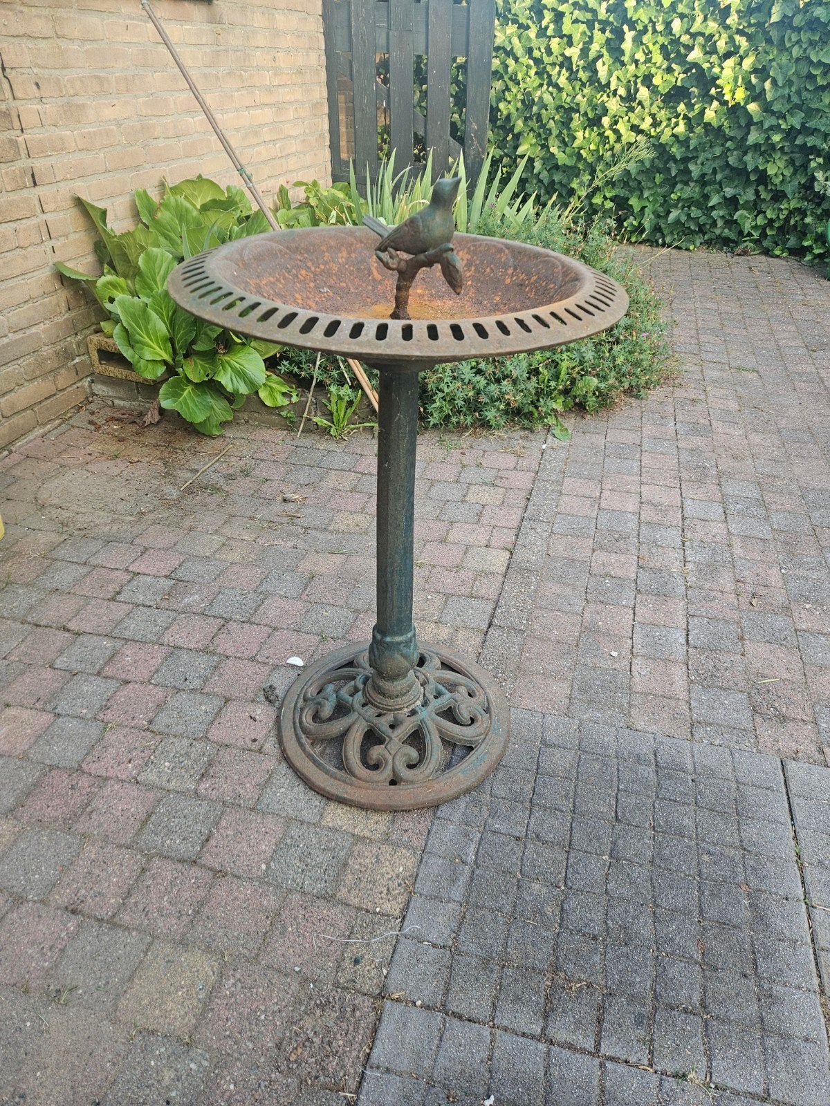 gietijzeren vogelbad / drinkschaal, Tuin en Terras, Tuinstekers, Ophalen, Gebruikt