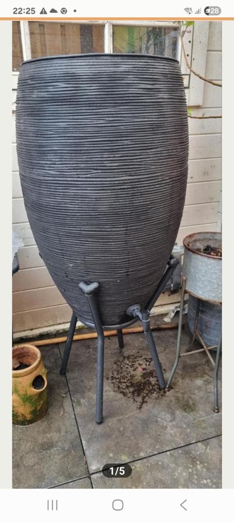 Capi regenton met plantenbak op poot, Tuin en Terras, 150 liter of meer, Ophalen, Met kraantje