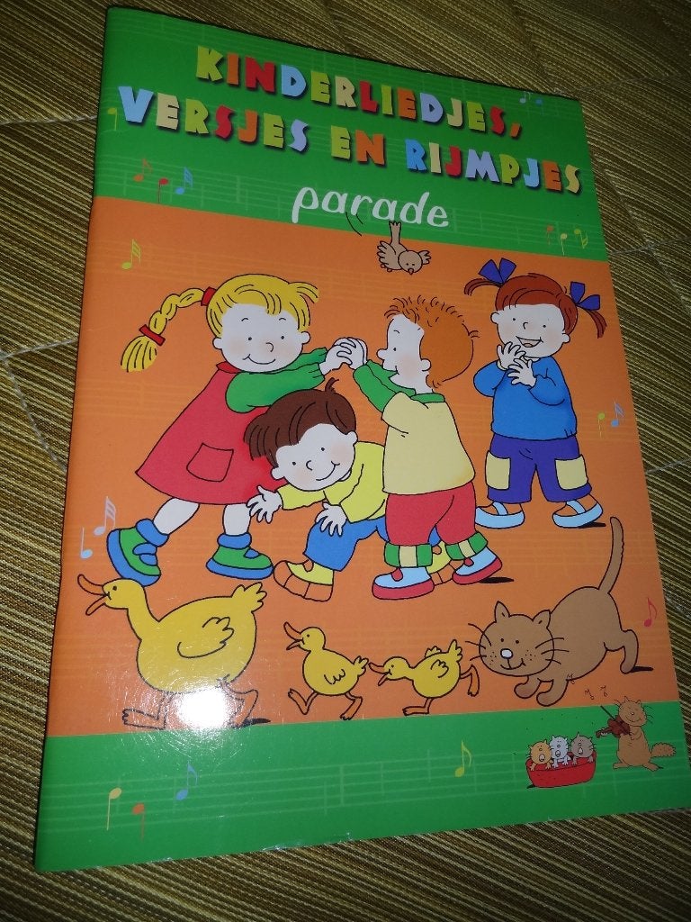 kinderliedjes, versjes en rijmpjes parade, Ophalen of Verzenden, Nieuw, Fictie algemeen