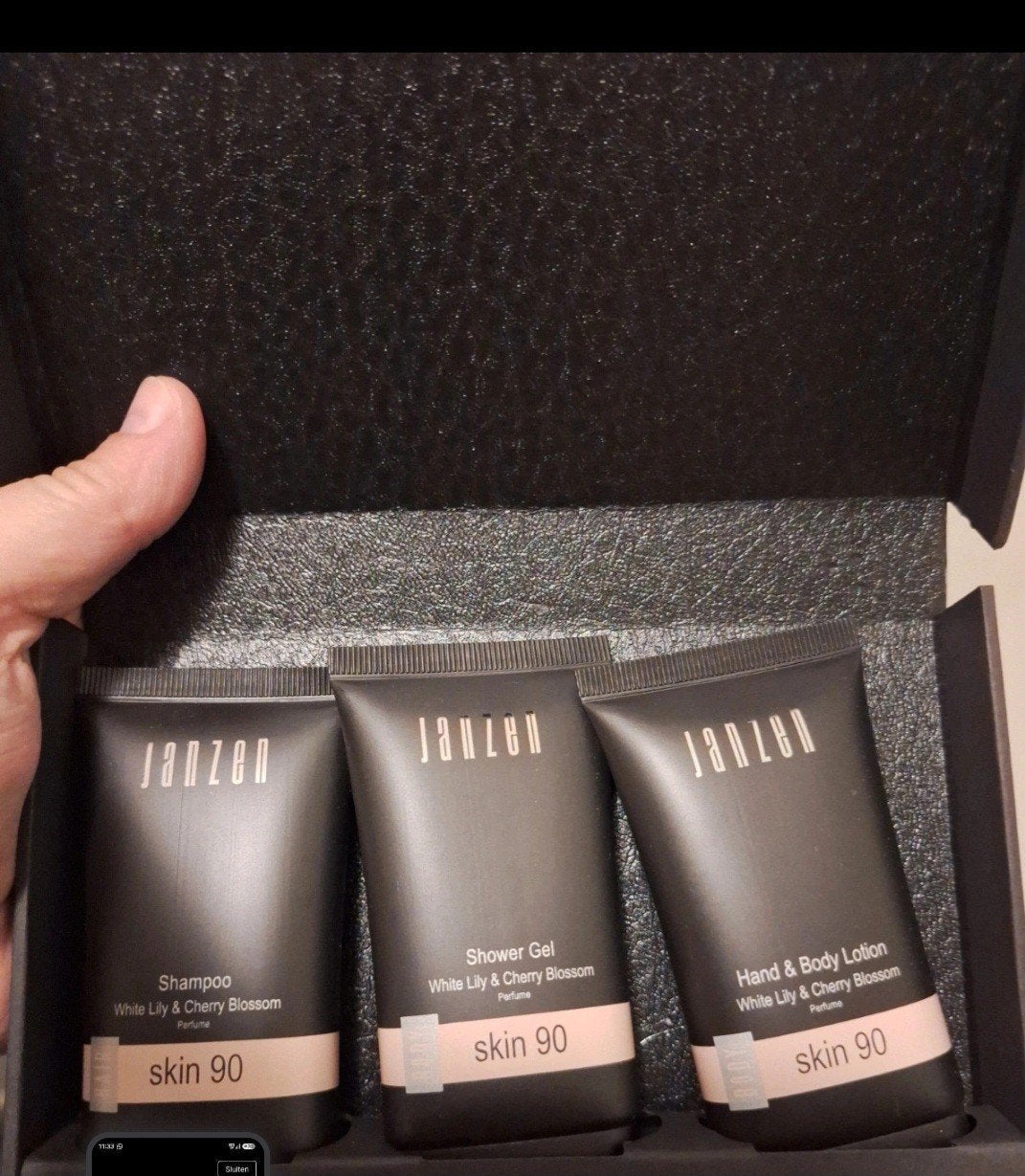 Janzen Skin 90 Reisset: Shampoo, Douchegel, Bodylotion, Ophalen of Verzenden, Nieuw, Overige typen