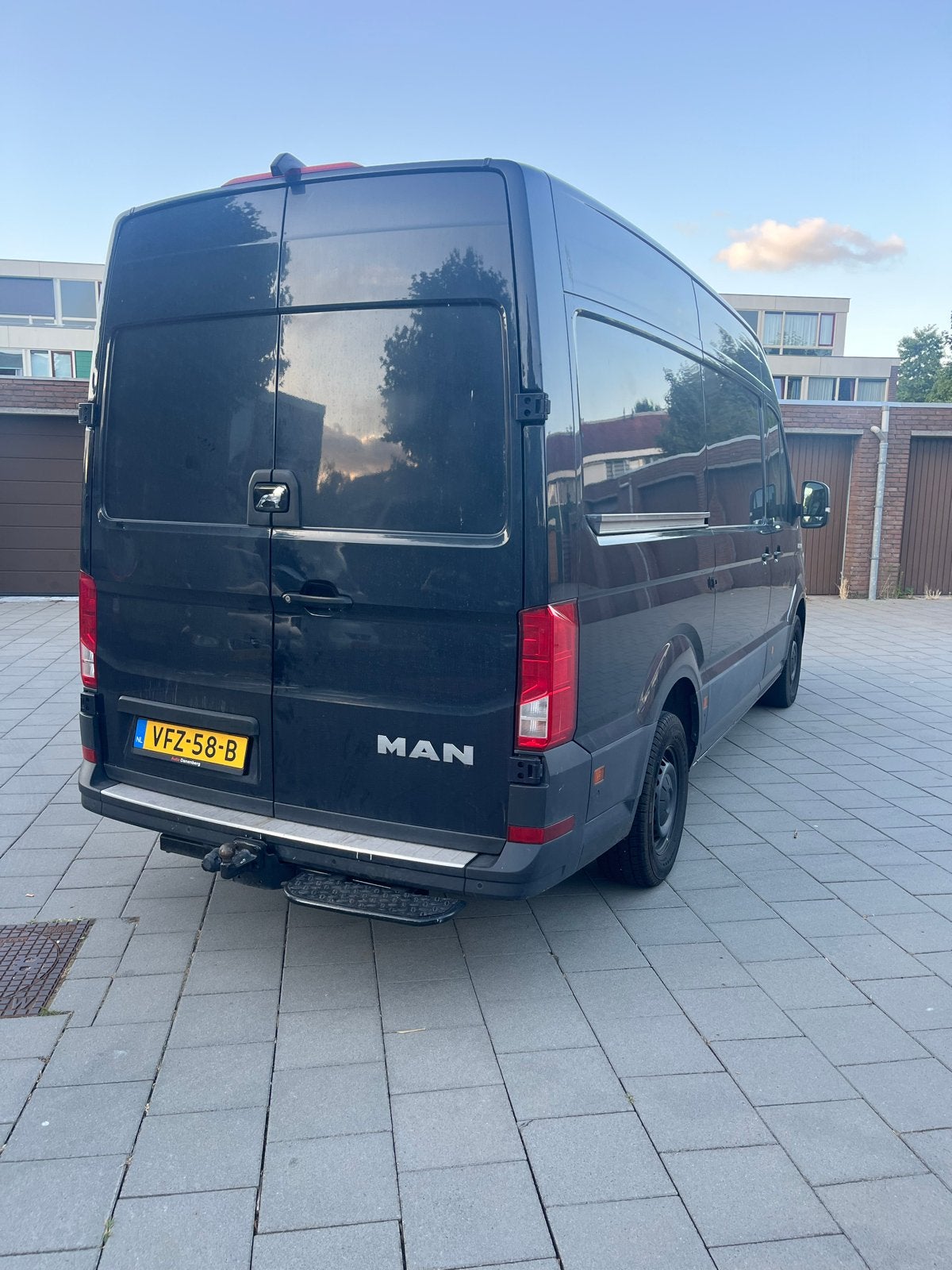 MAN TGE GB 2.0 TDI 140pk SW H1 2.140 -2020 Blauw, Voorwielaandrijving, 4 cilinders, Blauw, MAN