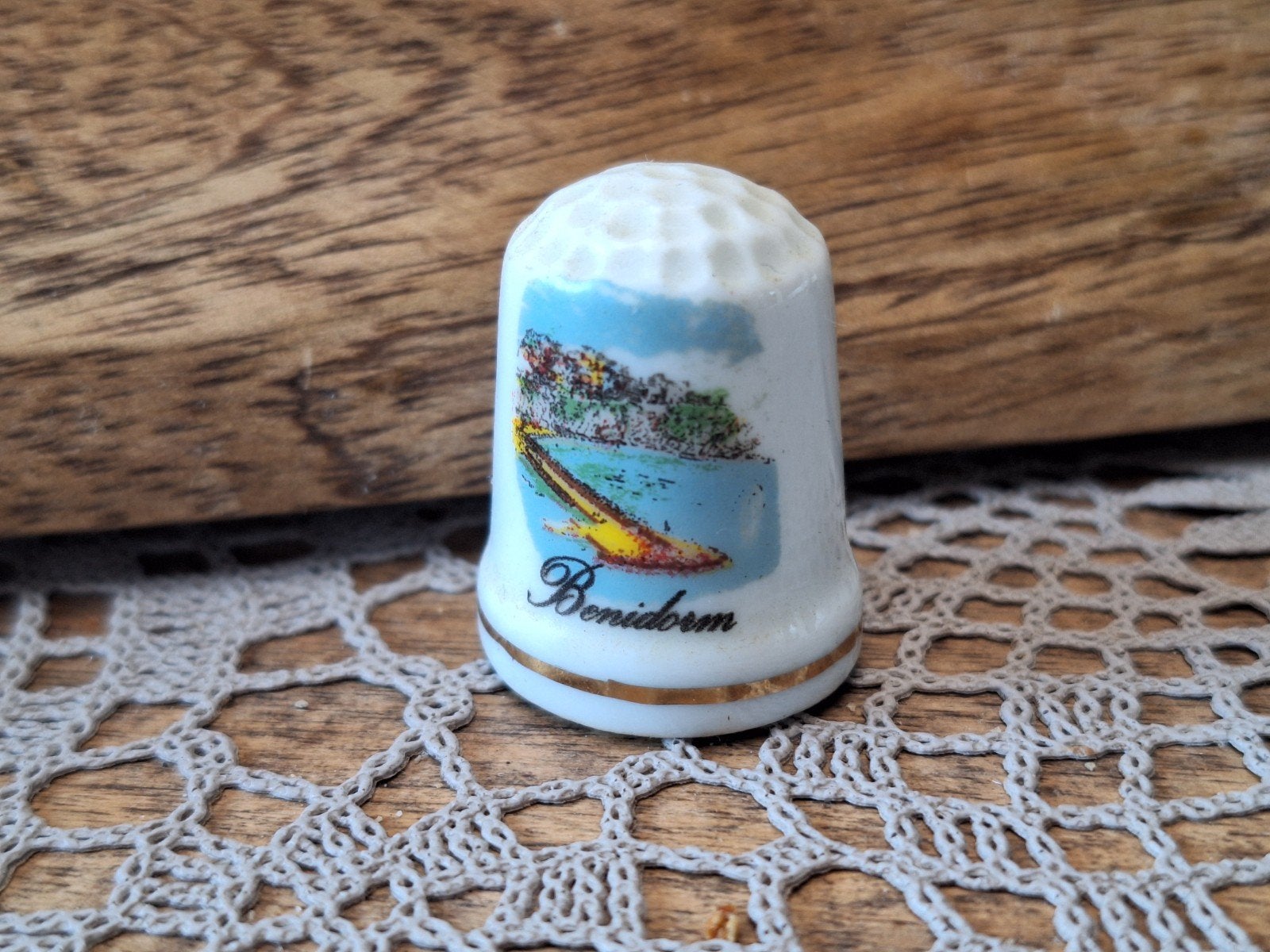 Benidorm vingerhoedje - Souvenir, Verzamelen, Ophalen of Verzenden, Gebruikt