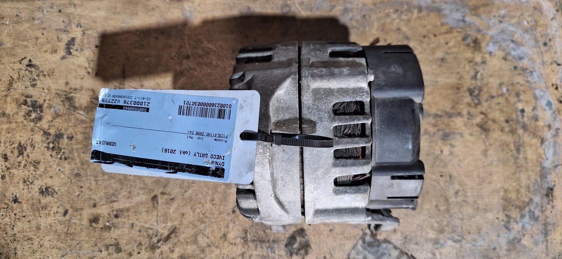 Dynamo Alternator Iveco Daily 3.0 Diesel F1C 2016 Origineel, Gebruikt, -, Overige automerken, -