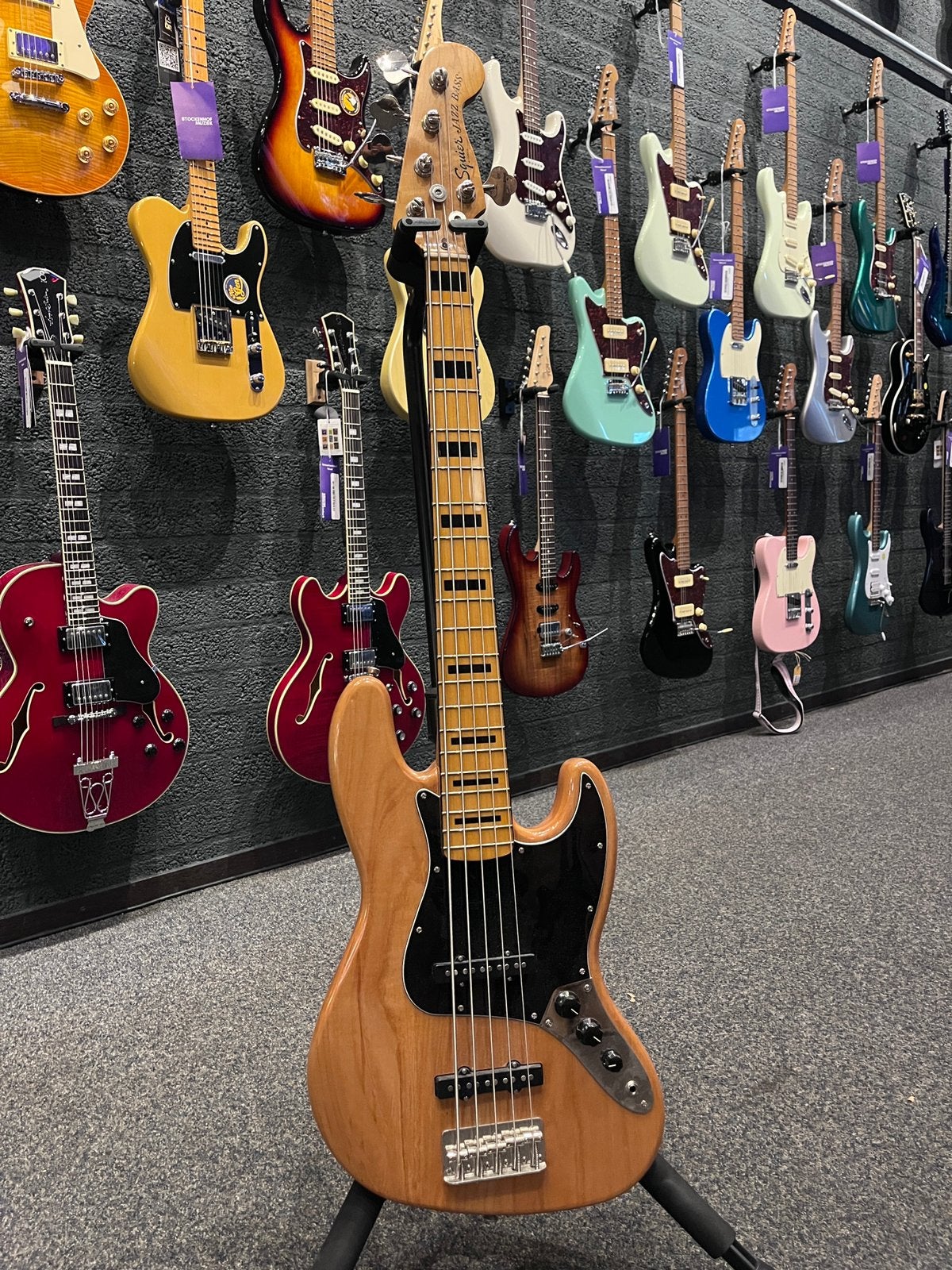 Squier Jazz Bass 5-snaar basgitaar, Muziek en Instrumenten, Ophalen of Verzenden, Gebruikt, Elektrisch, 5-snarig