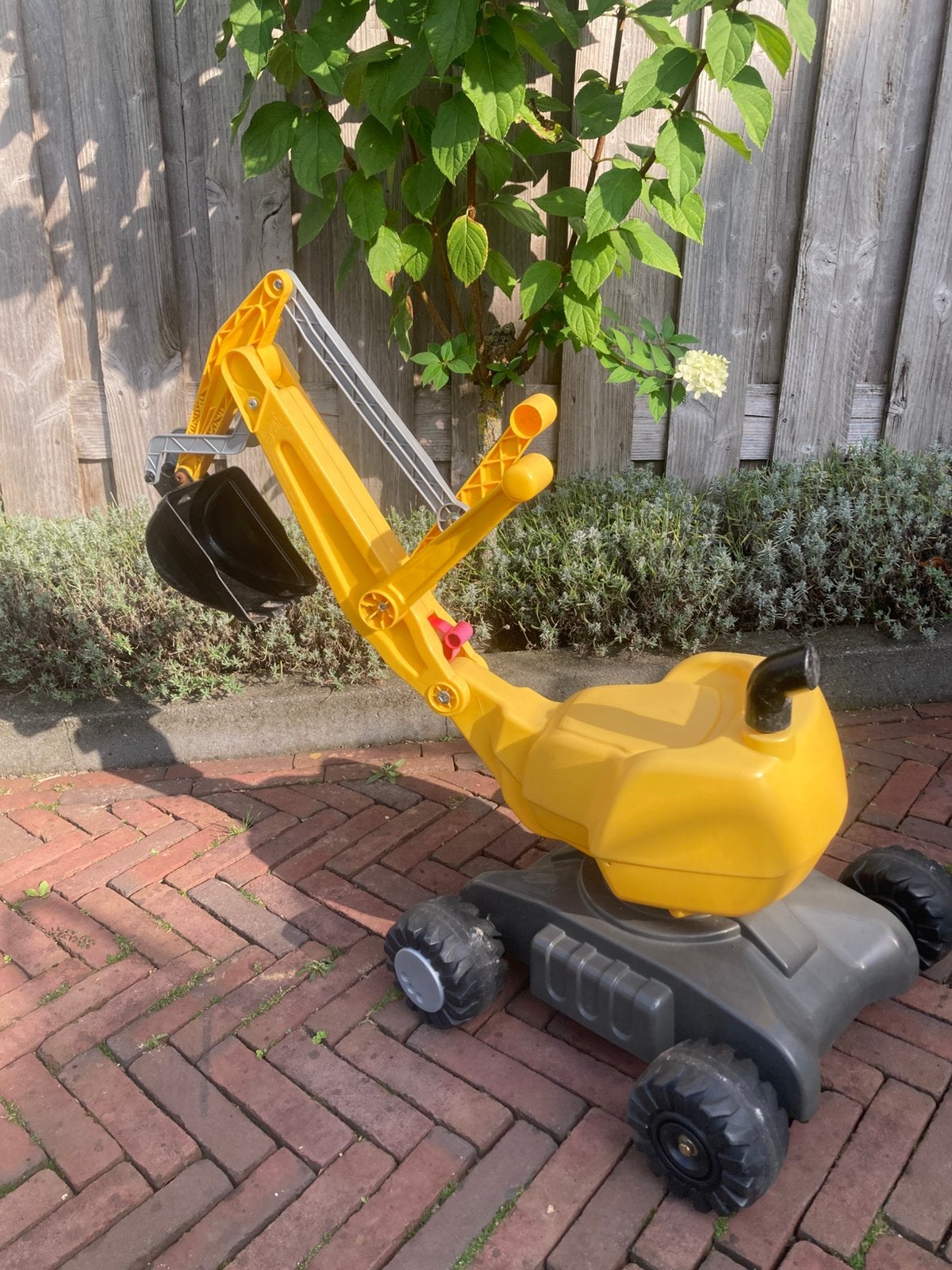 Graafmachine / bestuurbare graafmachine, Ophalen, Zo goed als nieuw, Overige merken