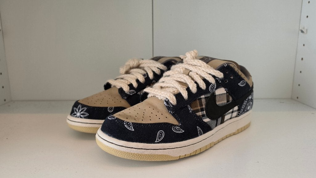 Travis Scott x Nike SB Dunk Low, Zwart, Nike, Ophalen of Verzenden, Sneakers of Gympen